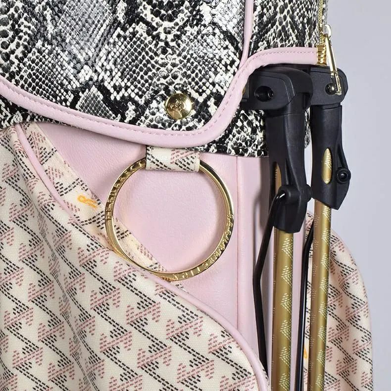 レザレクションのキャディバッグ