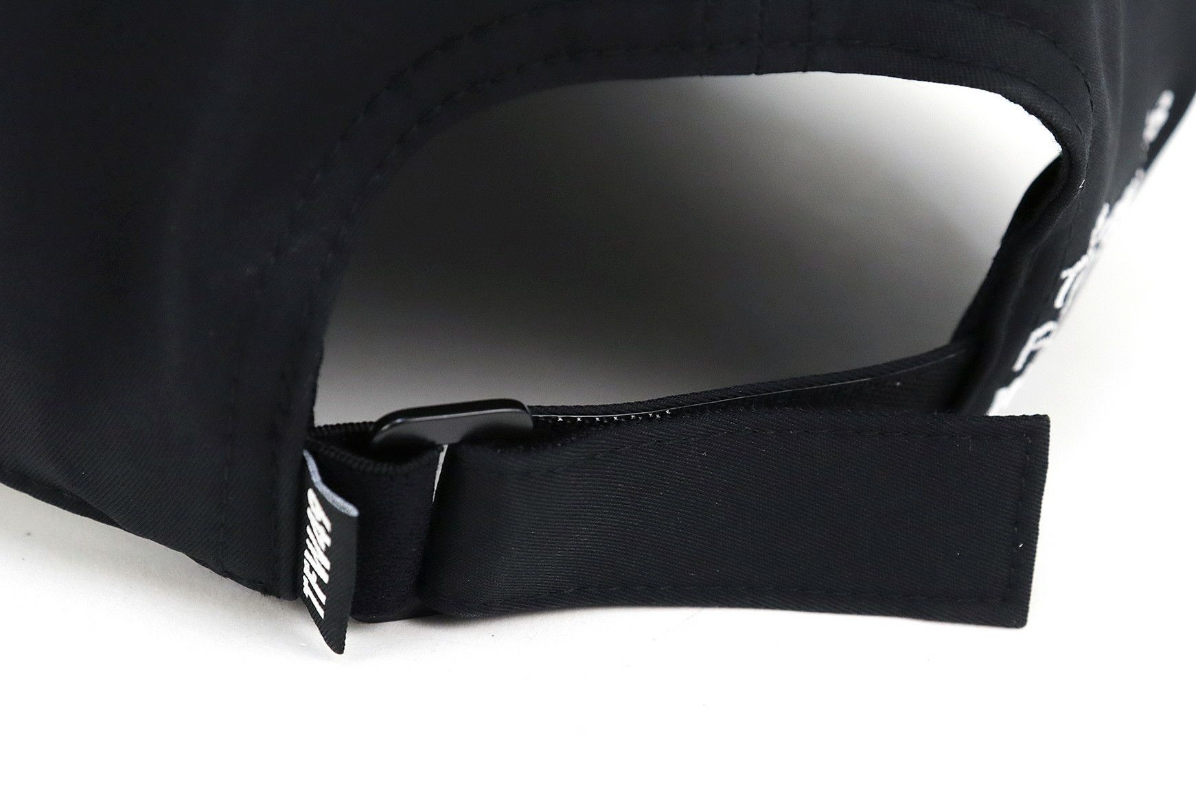 TFW４９のキャップ