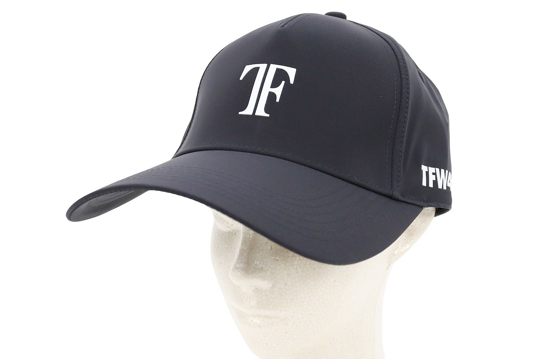 ティーエフダブリューフォーティーナインのキャップ