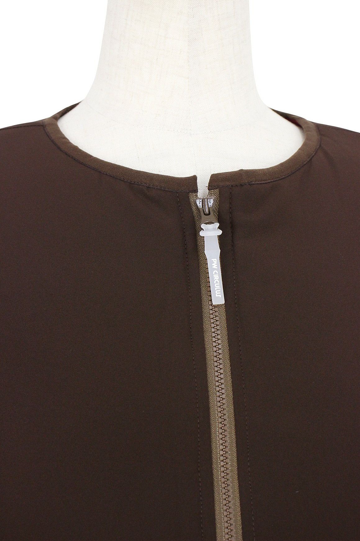 ピーダブリュサーキュラスのブルゾン