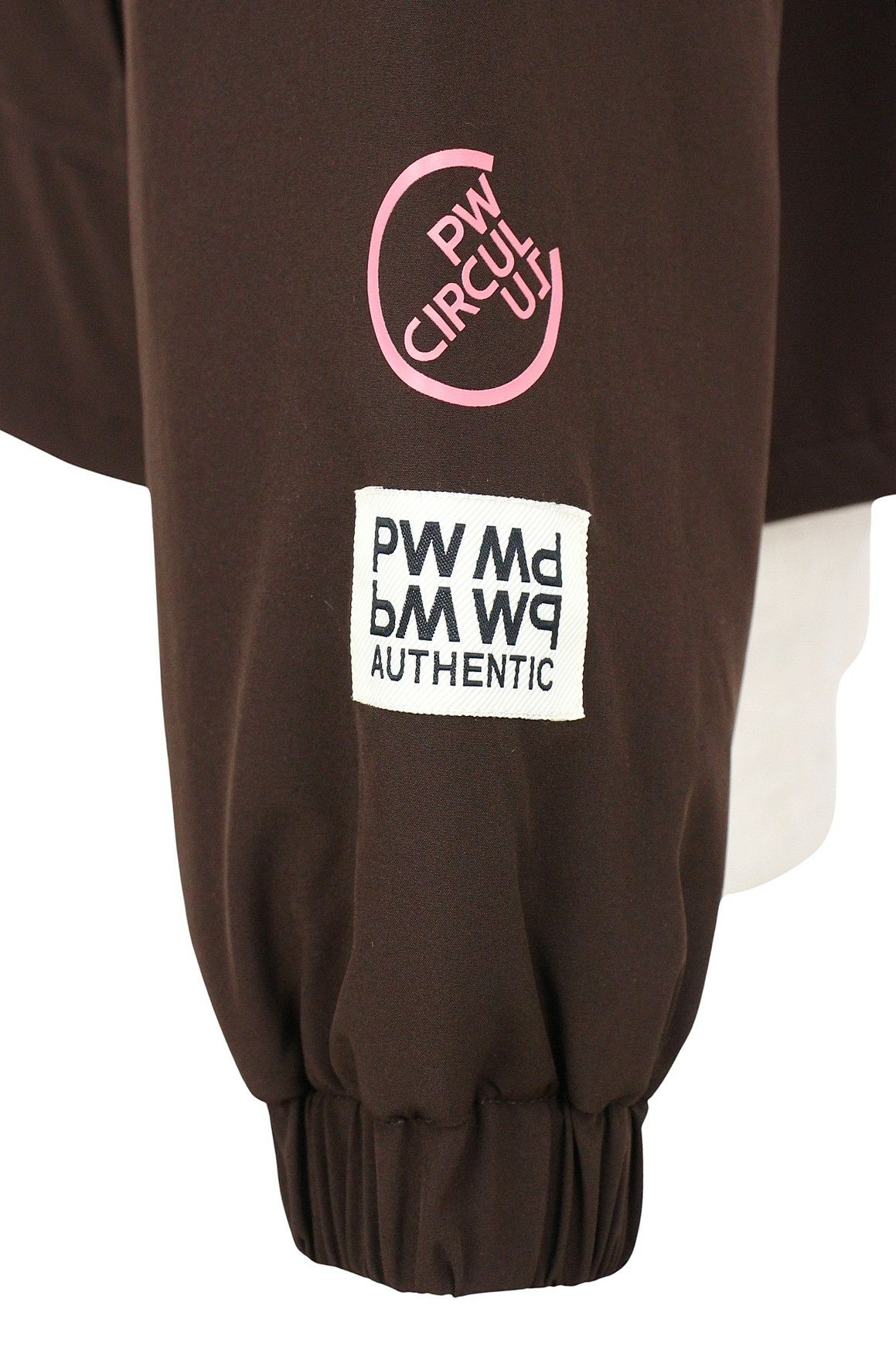 ピーダブリュサーキュラスのブルゾン