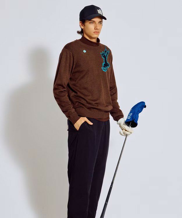 ピーダブリュサーキュラスのセーター