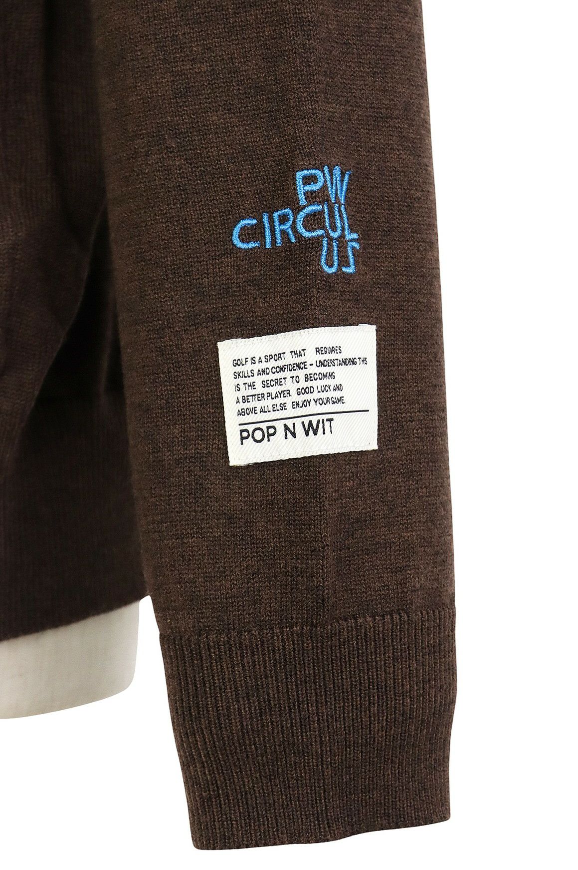 ピーダブリュサーキュラスのセーター