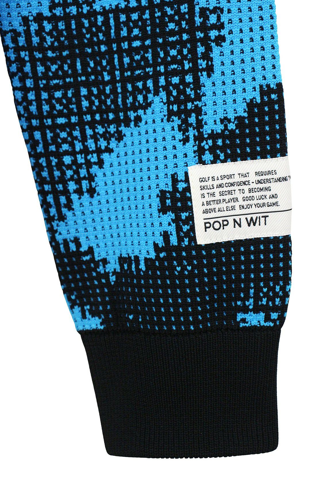 ピーダブリュサーキュラスのセーター