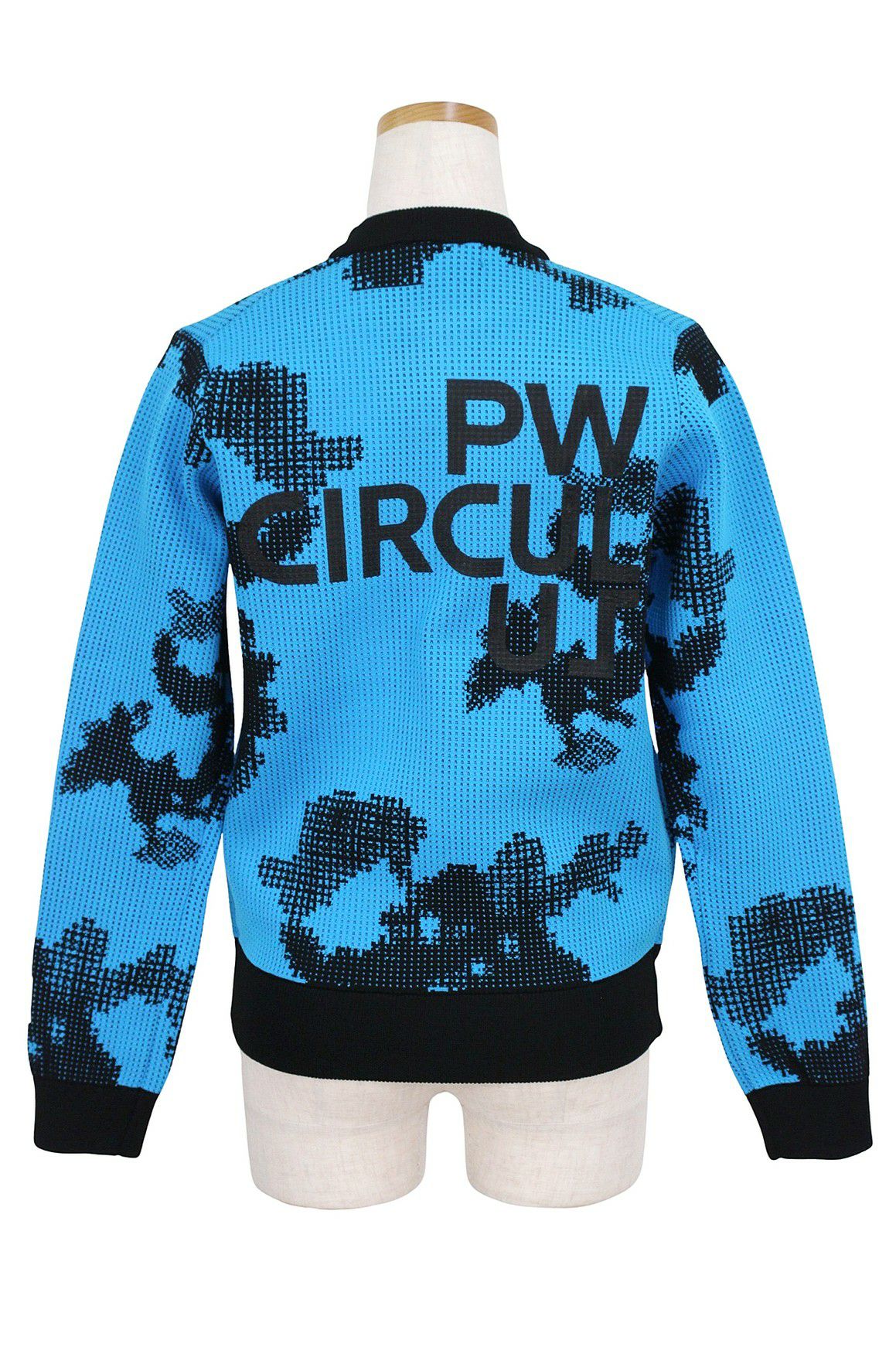 ピーダブリュサーキュラスのセーター