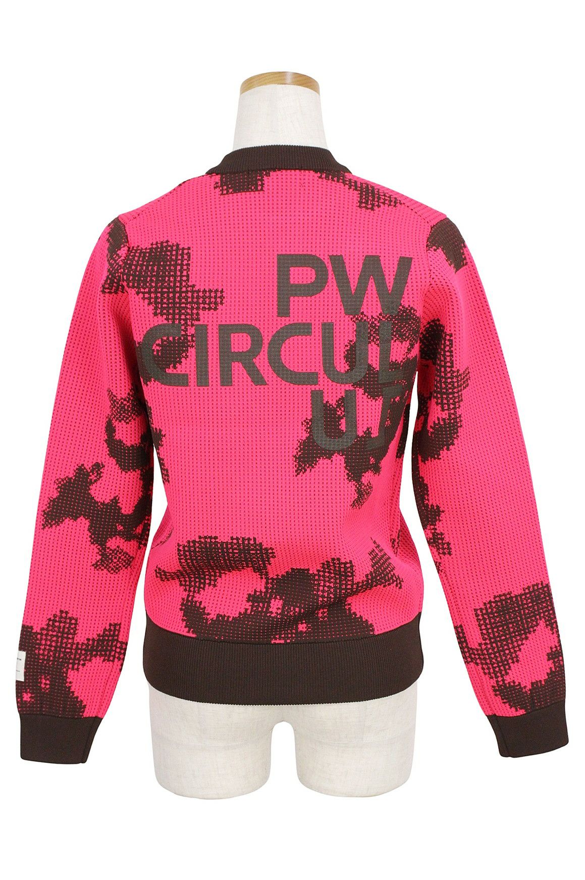 ピーダブリュサーキュラスのセーター