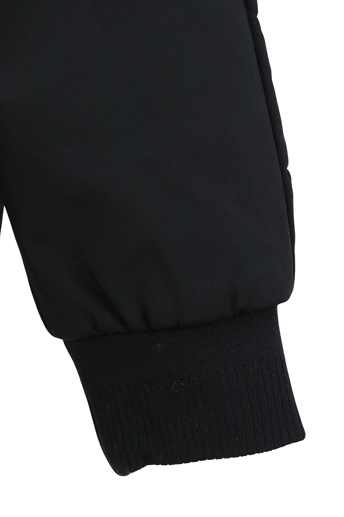 ピーダブリュサーキュラスのブルゾン