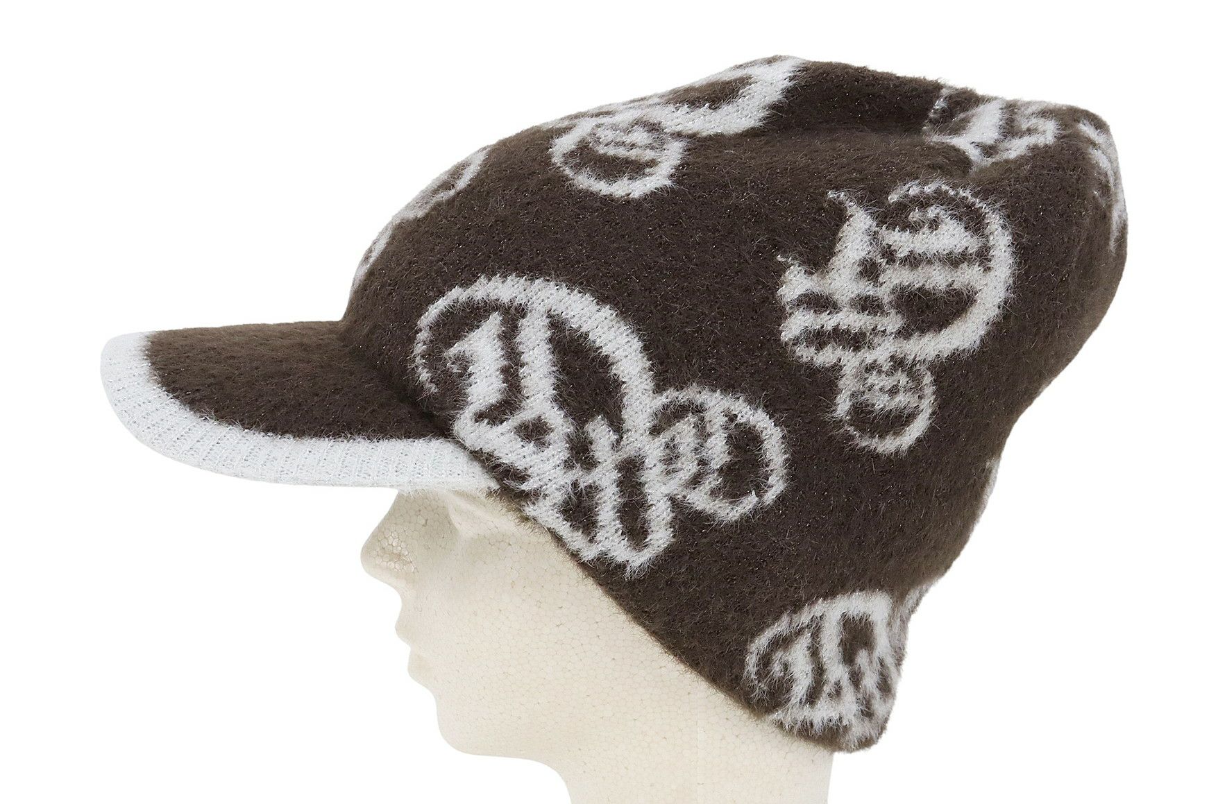 ダンスウィズドラゴンのキャップ