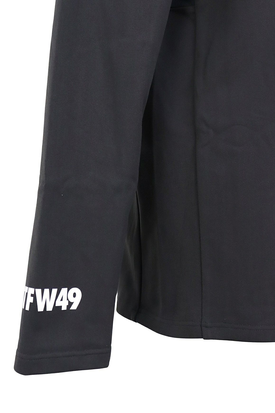 TFW49のパーカー