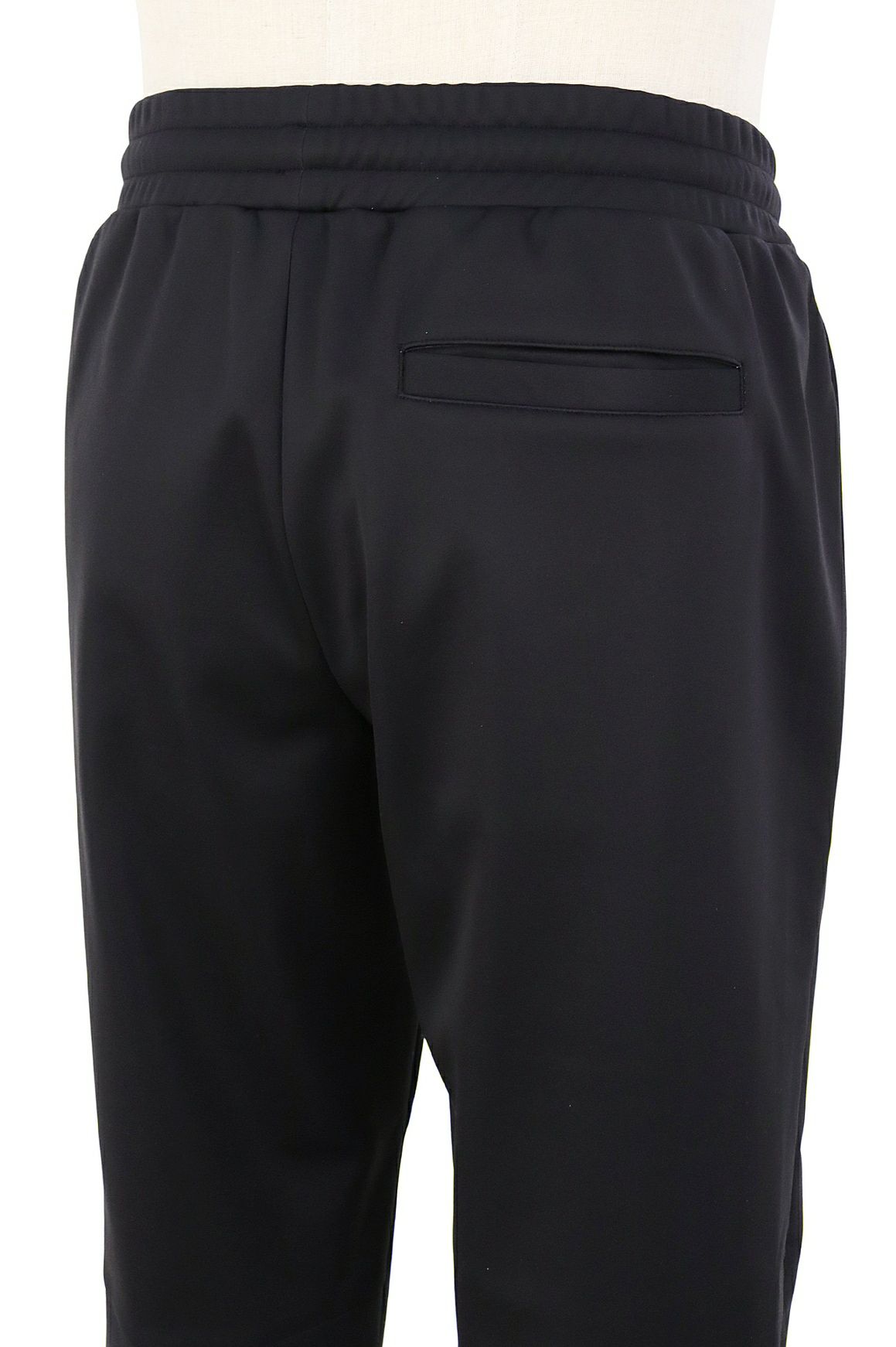 ティーエフダブリューフォーティーナインのパンツ