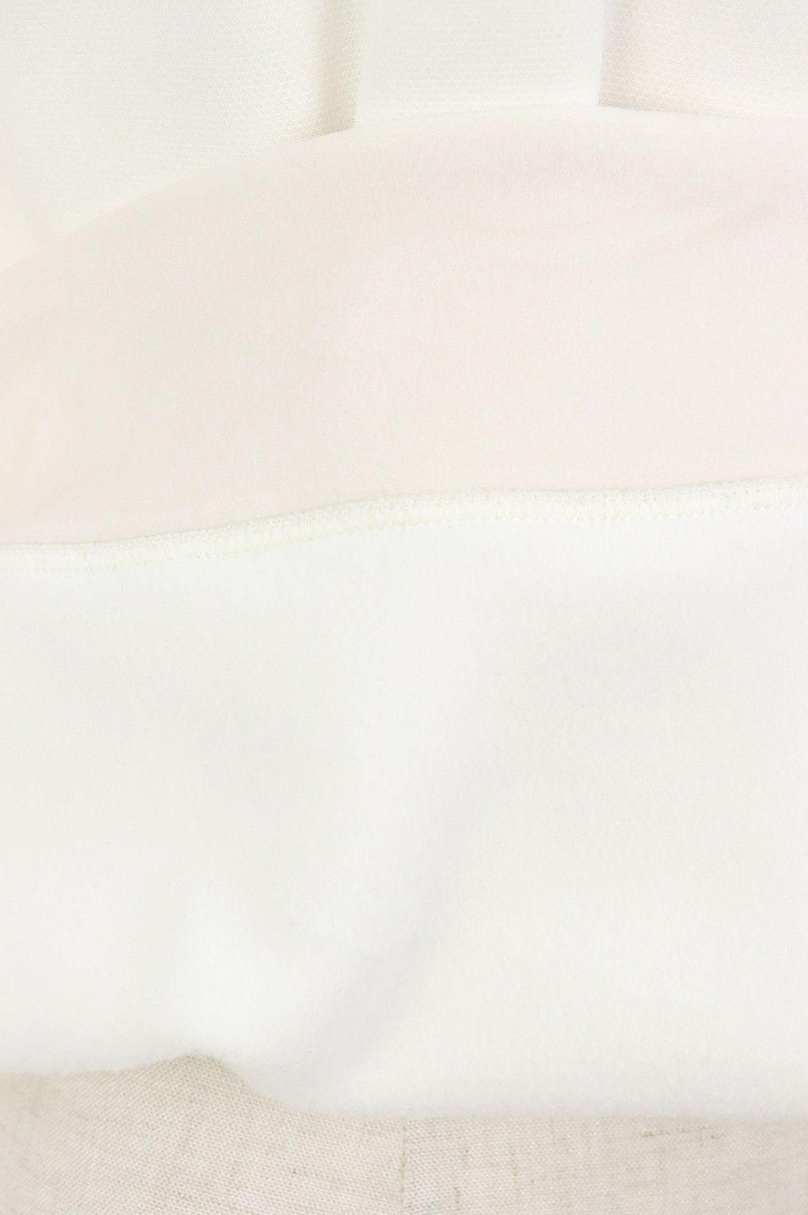 ダンスウィズドラゴンのパーカー