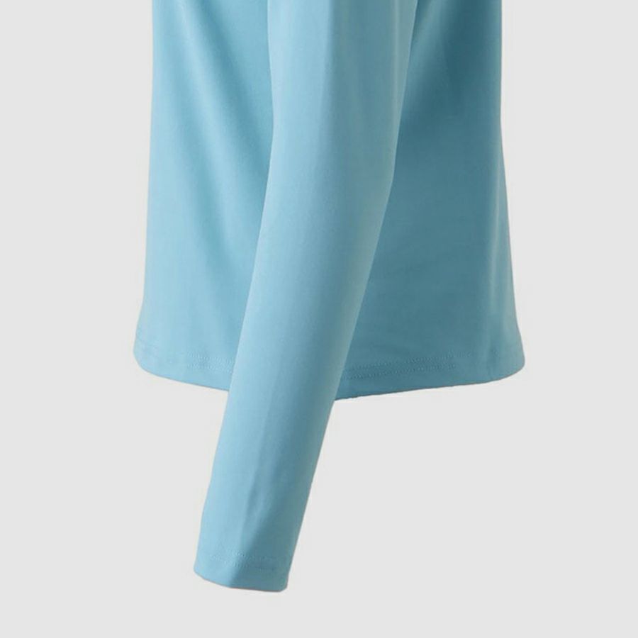 クランク日本正規品のハイネックシャツ