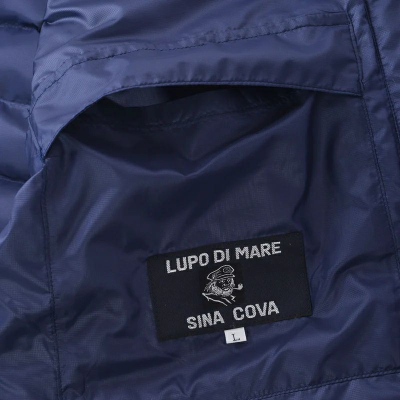 シナコバのブルゾン