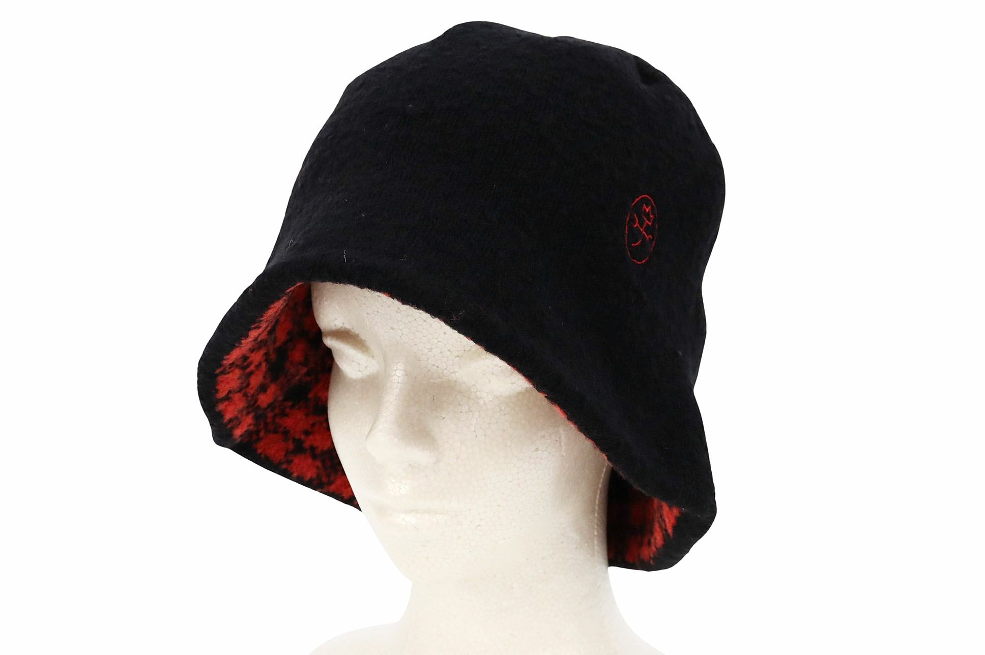 カステルバジャックのニットハット