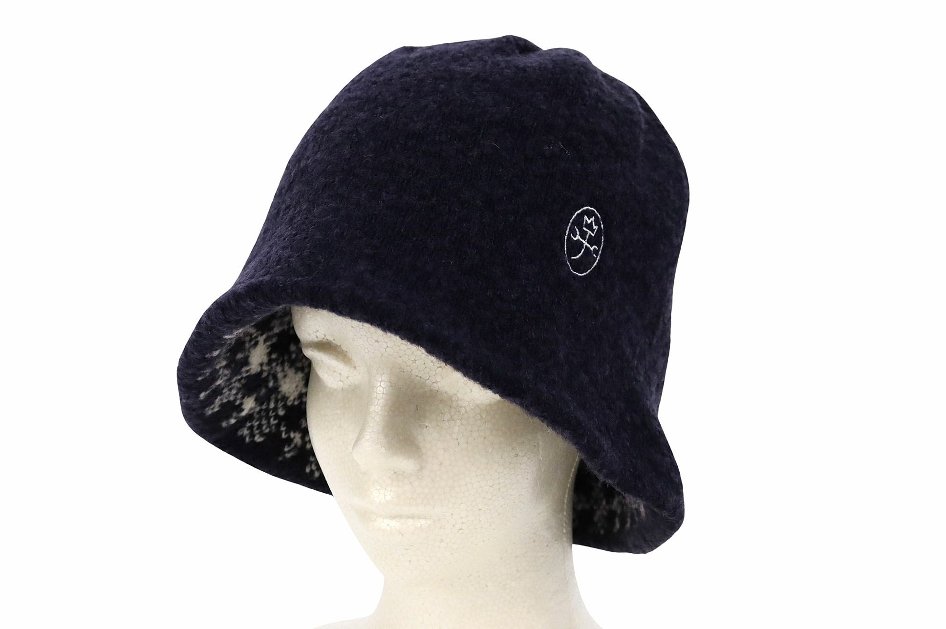 カステルバジャックのニットハット