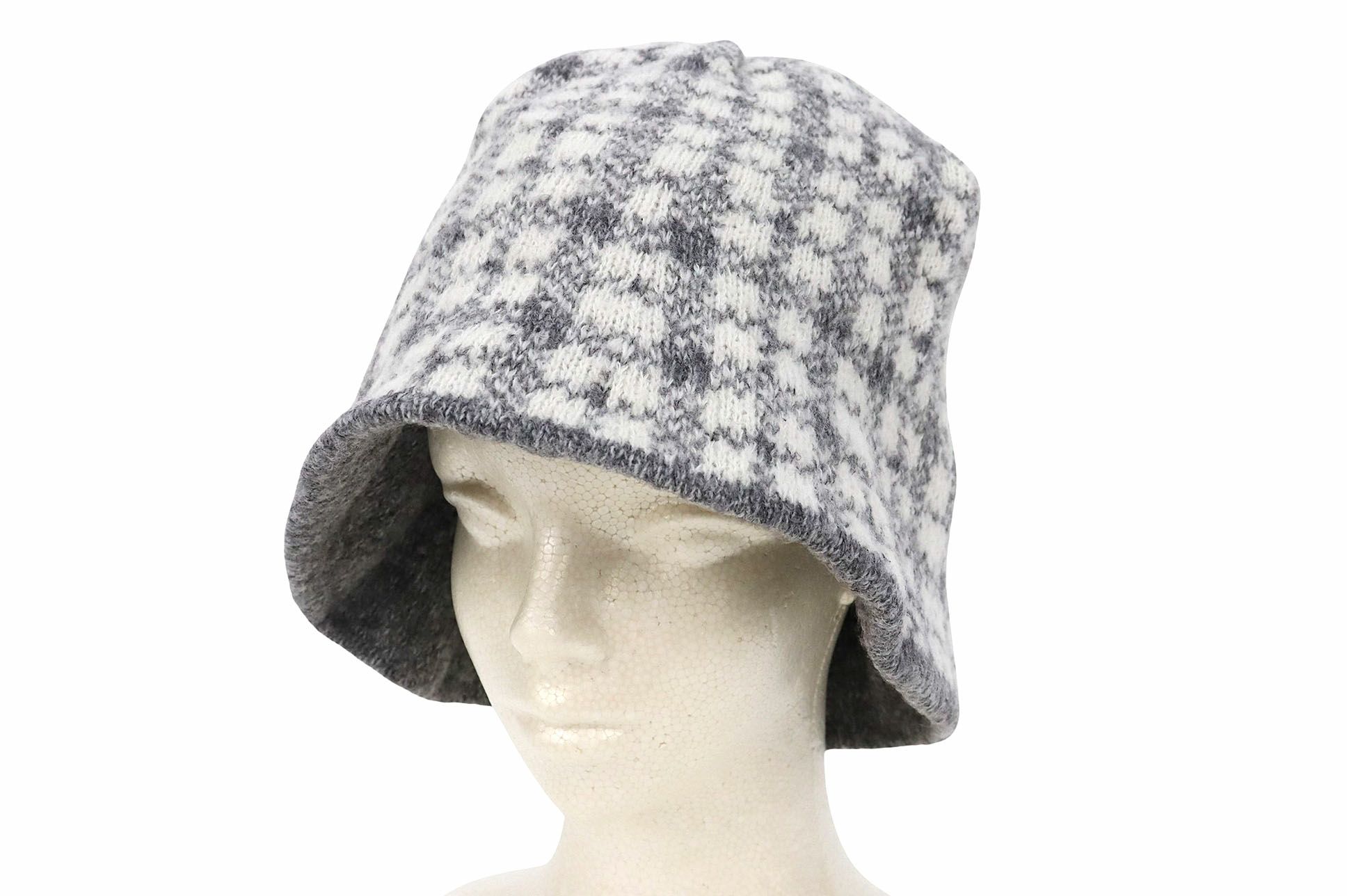 カステルバジャックのニットハット