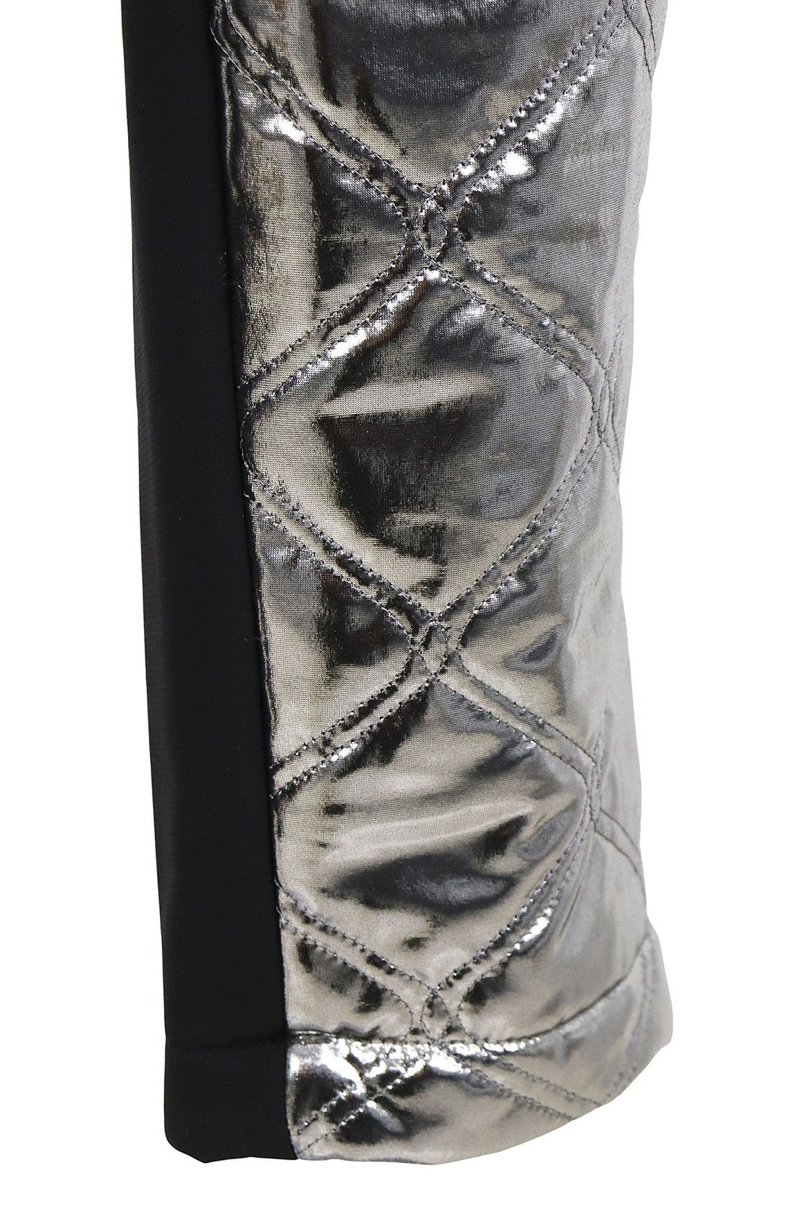 ダンスウィズドラゴンのロングパンツ