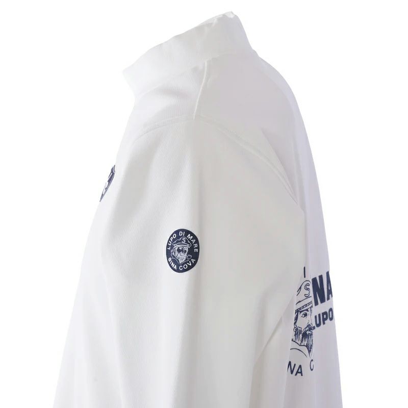 シナコバのハイネックシャツ