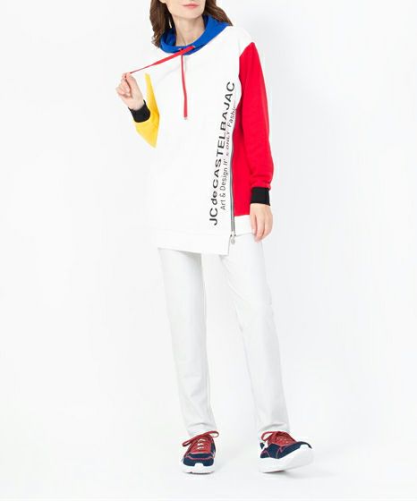 カステルバジャックのパーカー