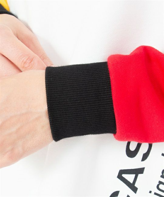 カステルバジャックのパーカー