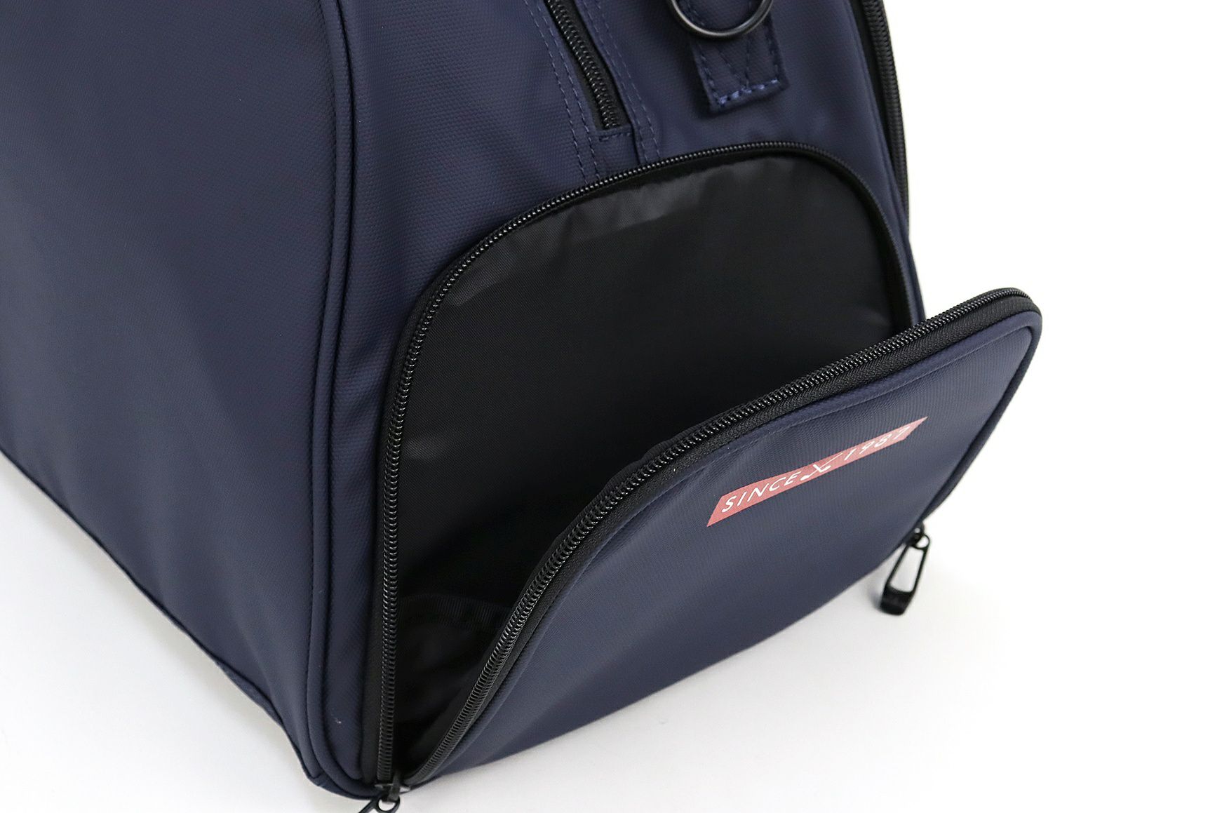 アダバットのボストンバッグ