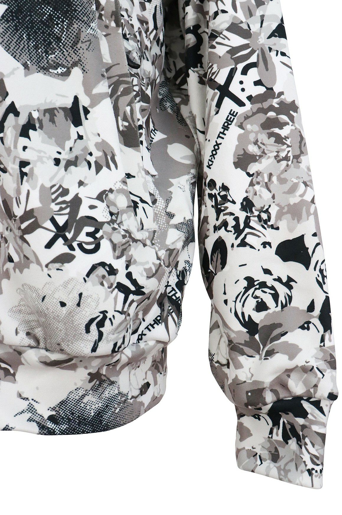 キックスリーのブルゾン