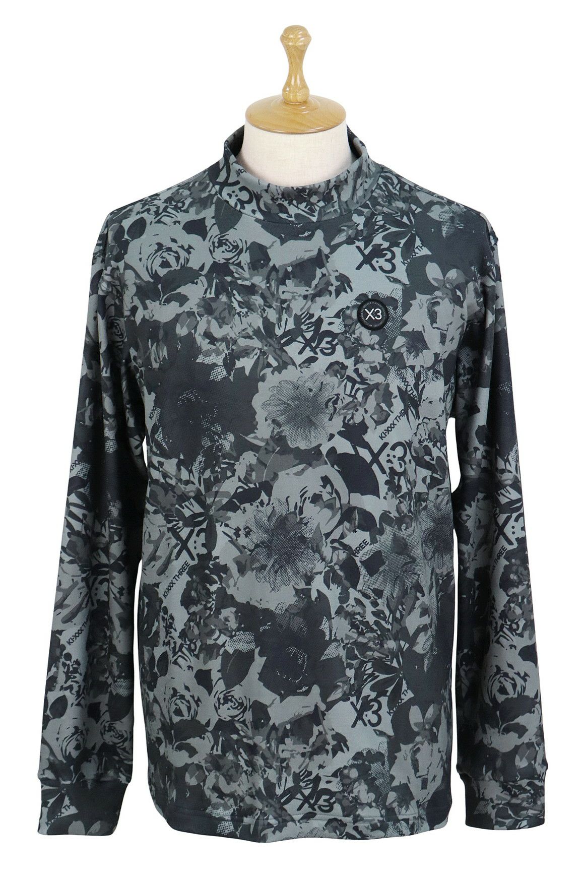 キックスリーのハイネックシャツ