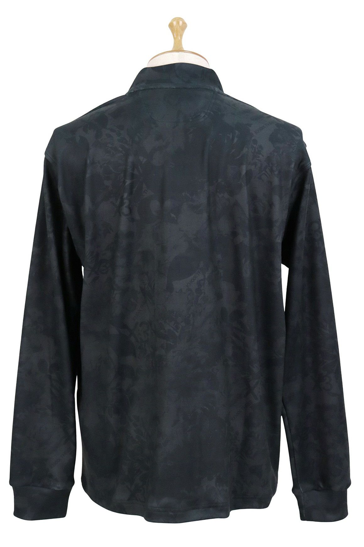 キックスリーのハイネックシャツ