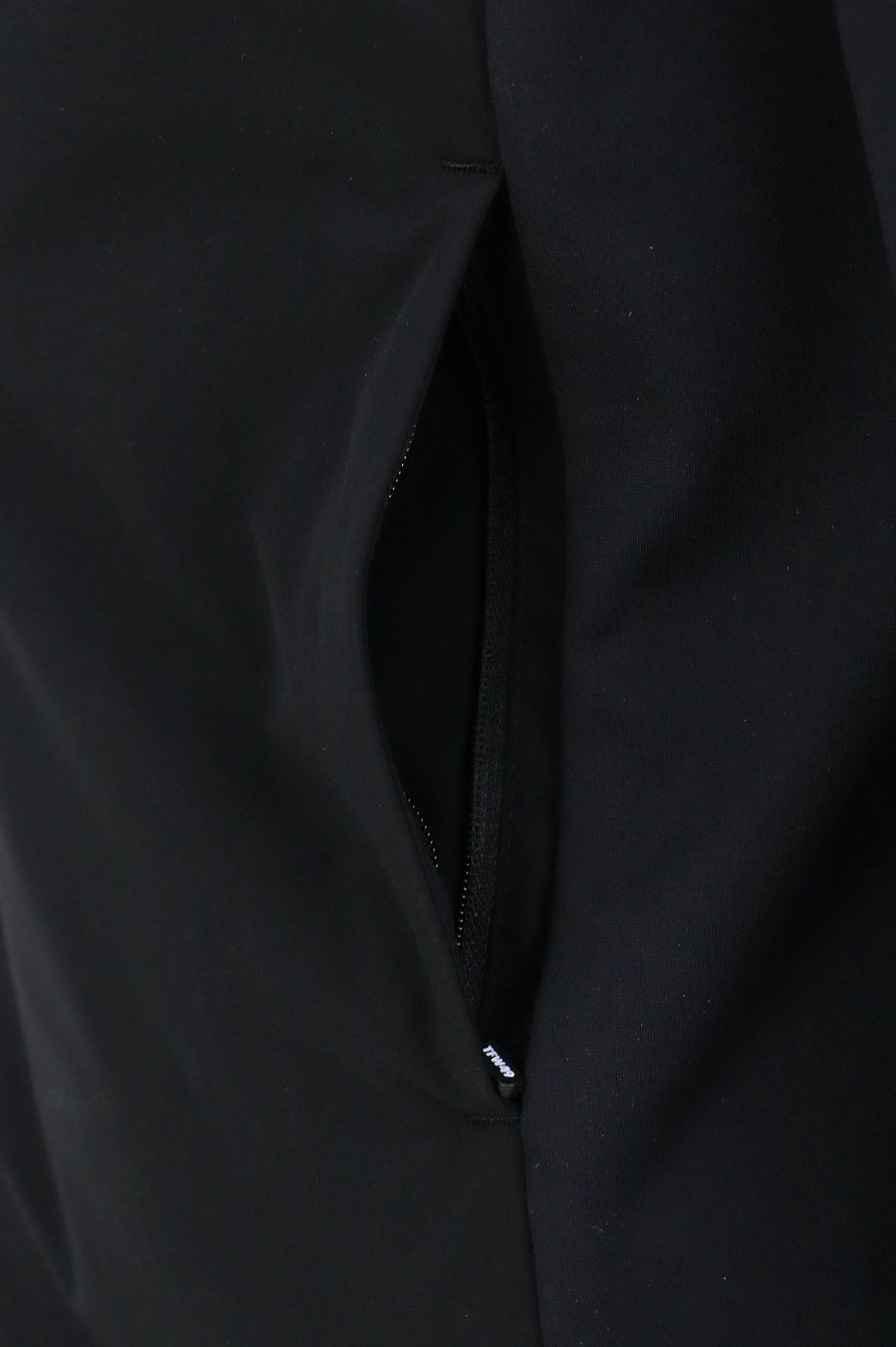 TFW49のブルゾン