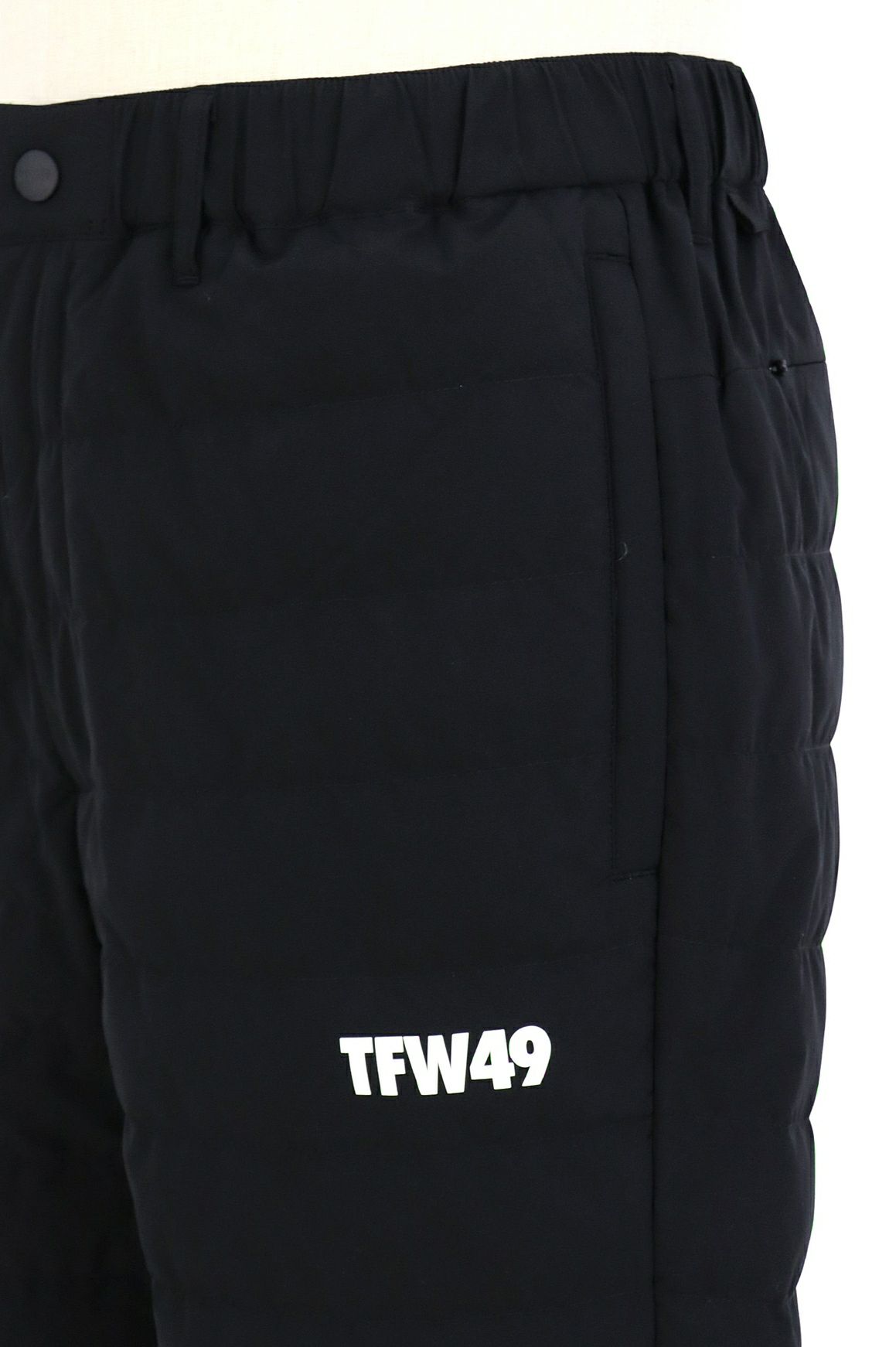 ティーエフダブリューフォーティーナインのロングパンツ