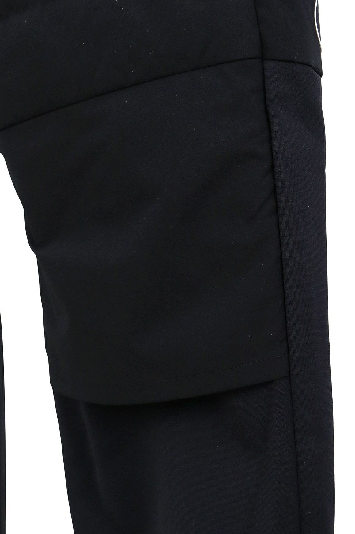 ティーエフダブリューフォーティーナインのロングパンツ