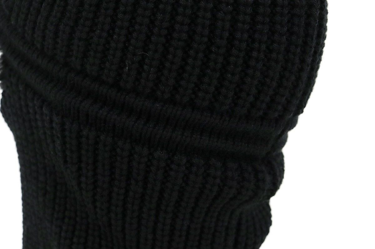 ウノピゥウノウグァーレトレのニットキャップ