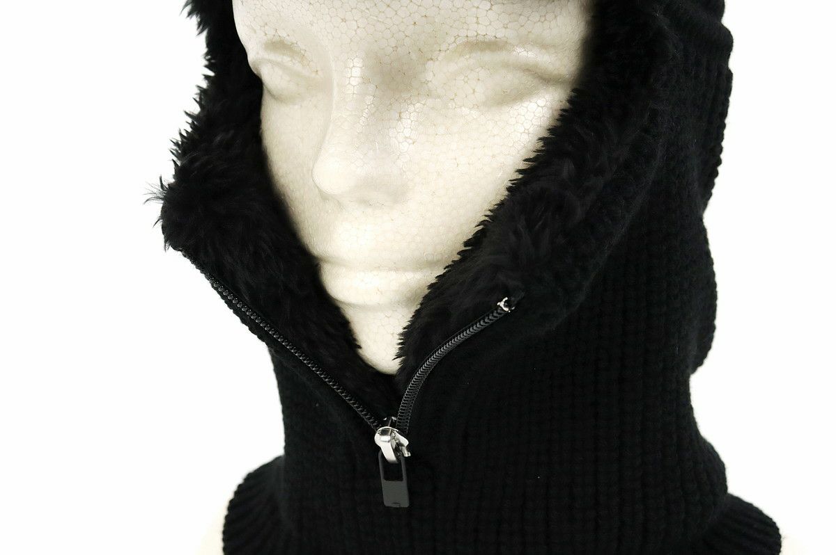 ウノピゥウノウグァーレトレのニットキャップ