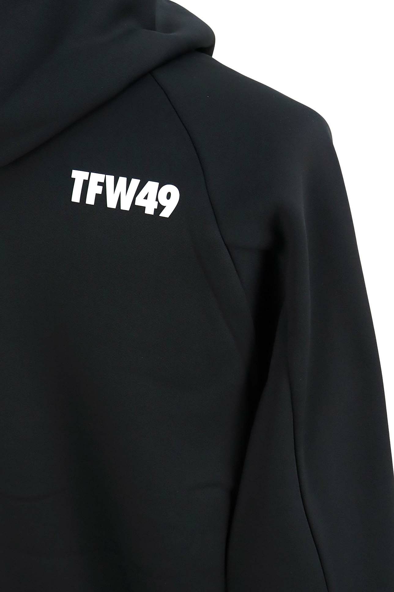 TFW49のパーカー