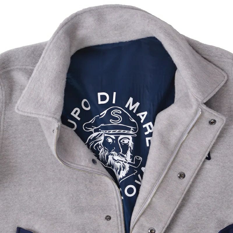 シナコバのブルゾン