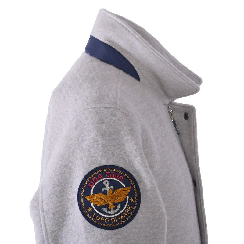 シナコバのブルゾン