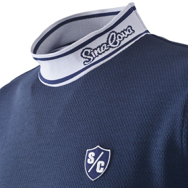 シナコバのハイネックシャツ