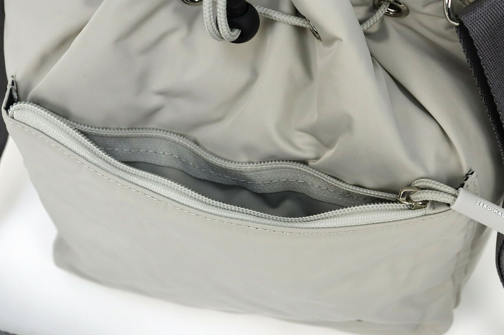 ゼロハリバートンゴルフのカートバッグ