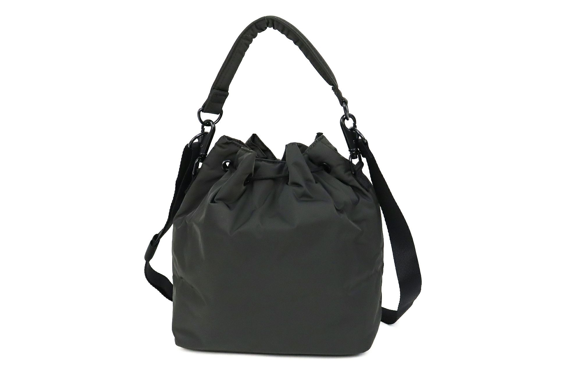 ゼロハリバートンゴルフのカートバッグ