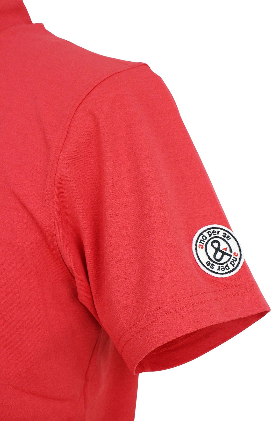 アンパスィのハイネックシャツ