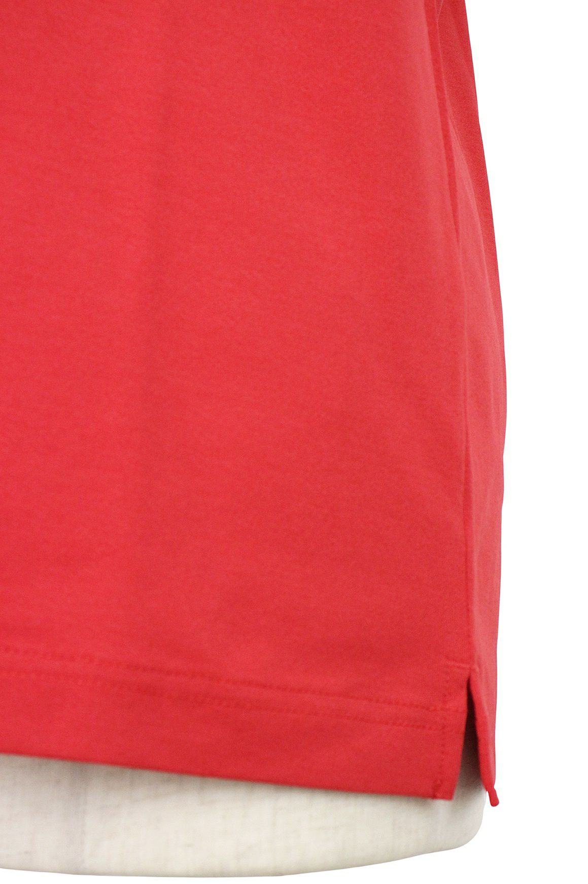 アンパスィのハイネックシャツ