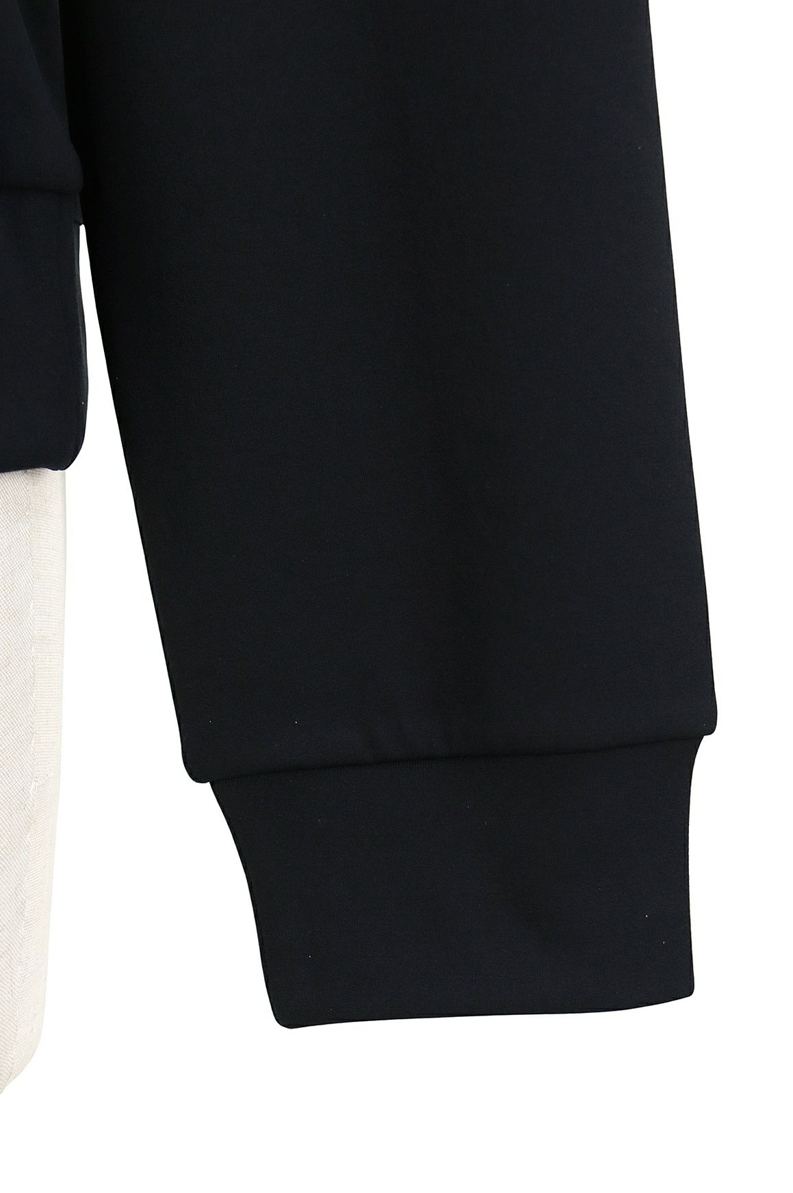 アンパスィのパーカー