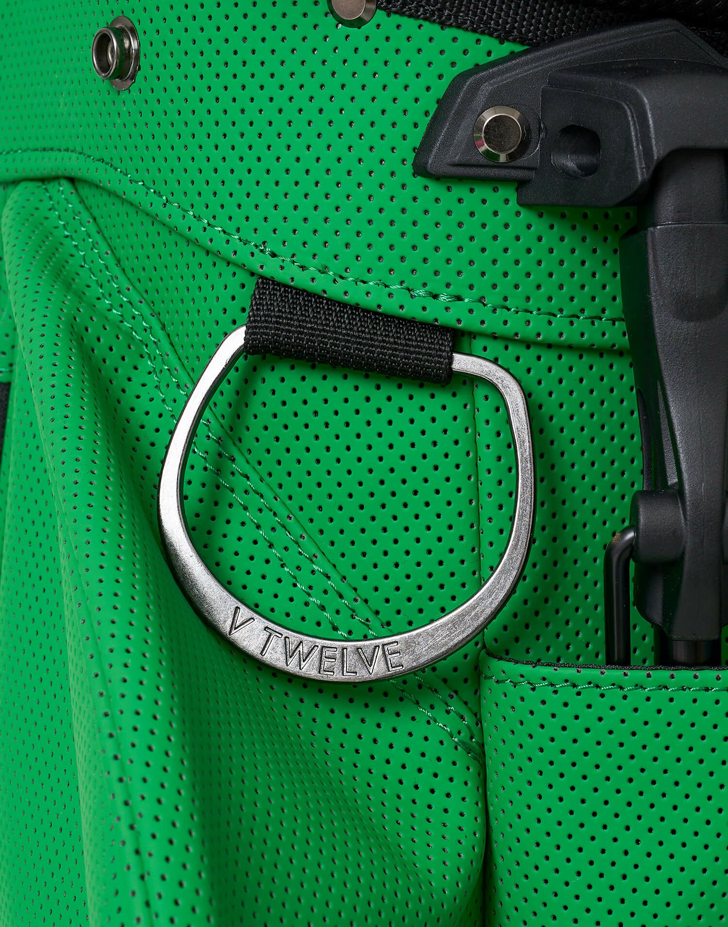 ヴィトゥエルブのキャディバッグ