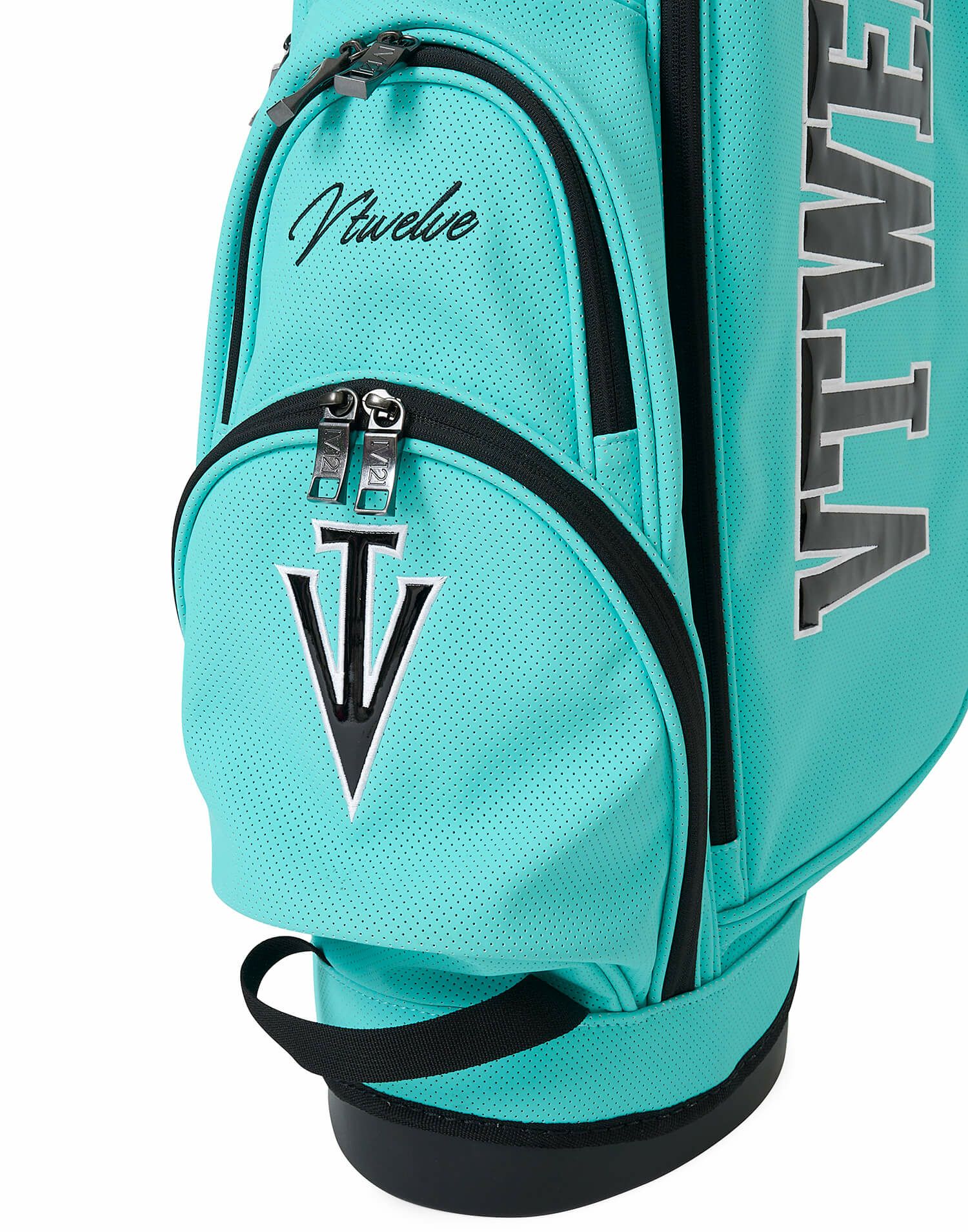 V12のキャディバッグ