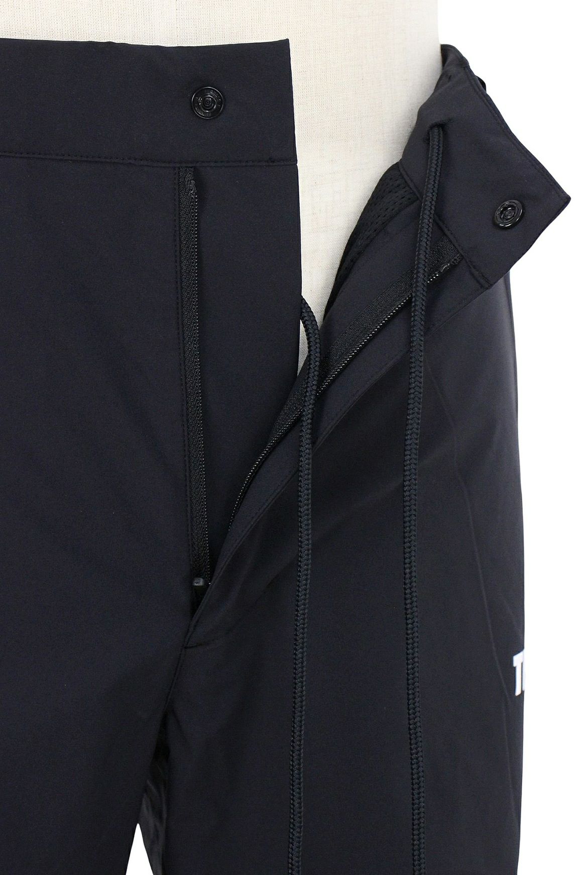 ティーエフダブリューフォーティーナインのパンツ