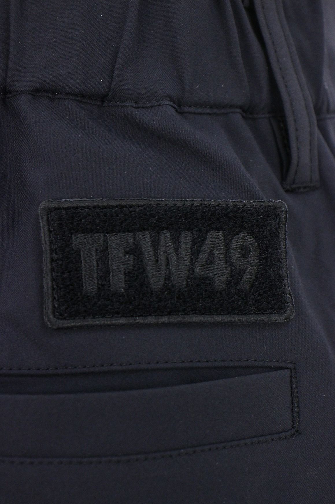 ティーエフダブリューフォーティーナインのパンツ