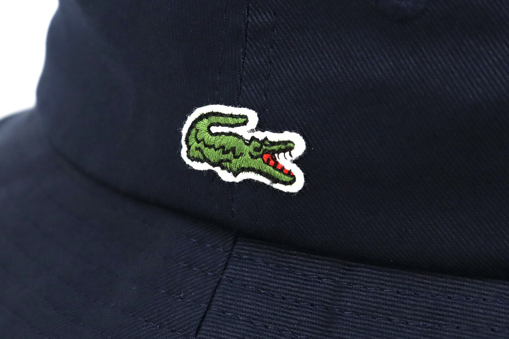 ラコステのハット