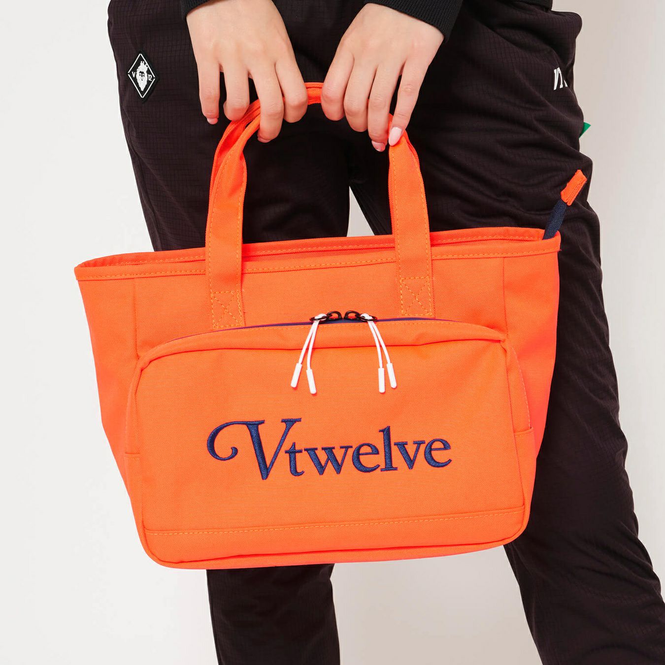 V12のカートバッグ