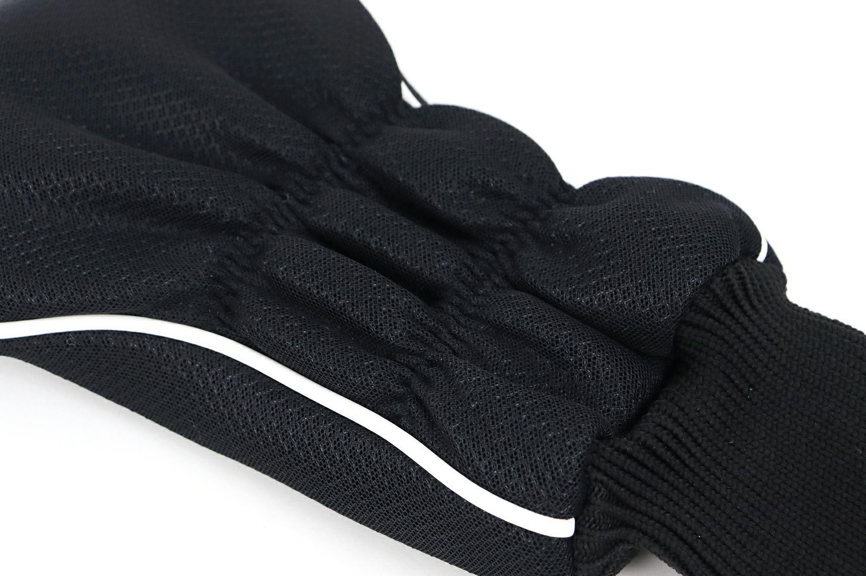 アンパスィのヘッドカバー