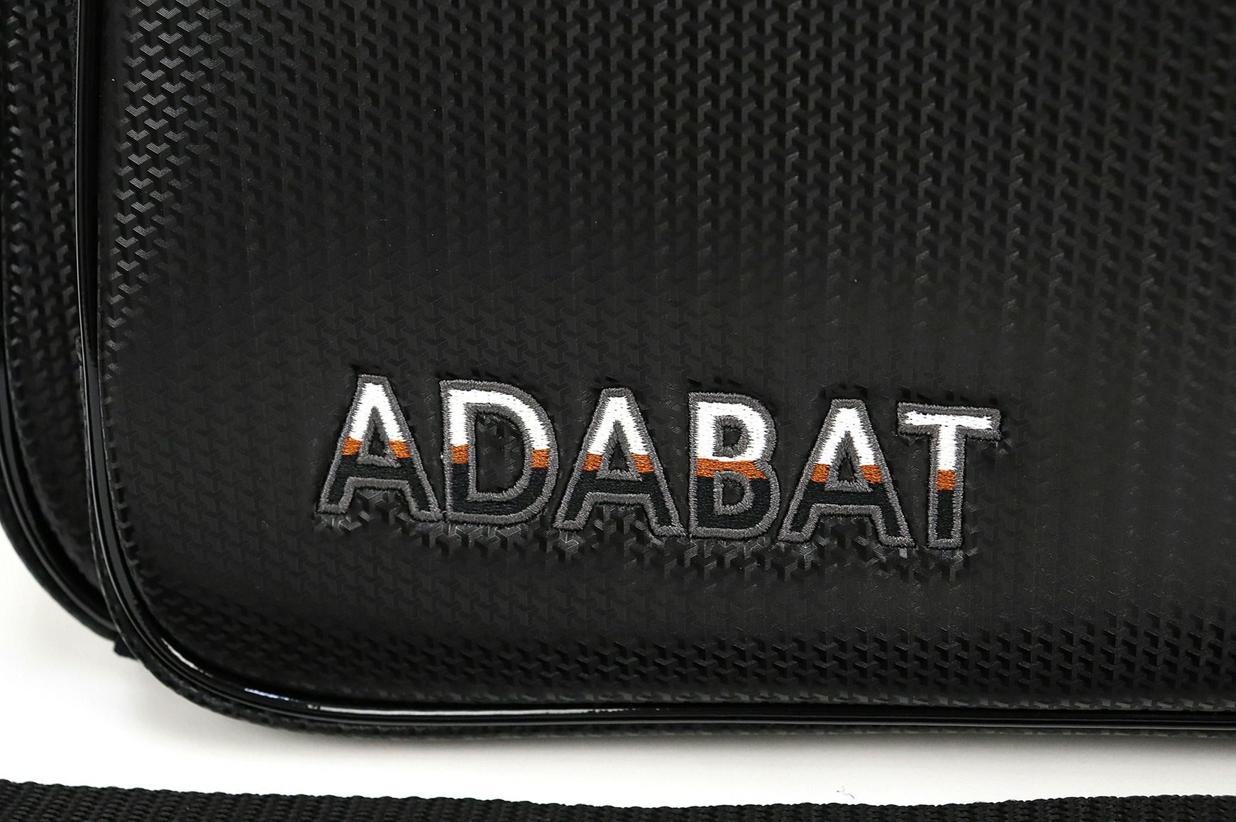 アダバットのボストンバッグ